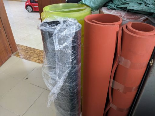 Tấm cao su xốp đỏ silicone dày 10 ly
