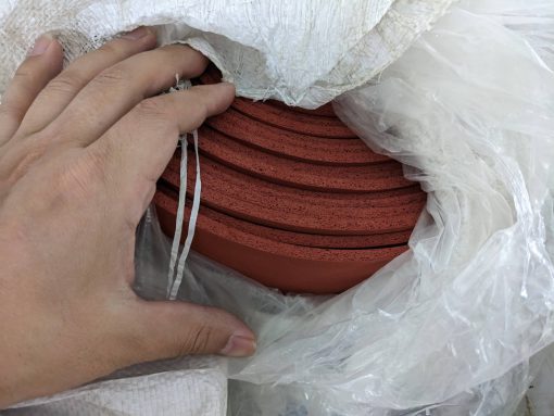 Tấm cao su xốp đỏ silicone dày 12 ly