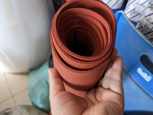 Tấm cao su xốp đỏ silicone dày 12 ly - Hình ảnh 4