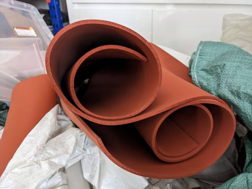 Tấm cao su xốp đỏ silicone dày 20 ly - Hình ảnh 3